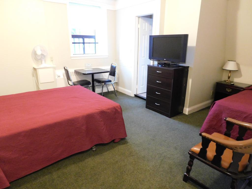 Filmores Hotel Toronto Bagian luar foto